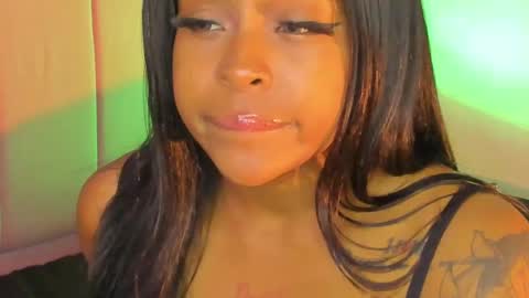 Simone    may online show from December 20, 1:00 pm