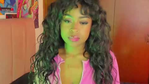 Simone    may online show from January 4, 1:31 am
