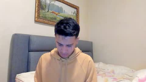 Snapshot of abelasburgo chatting on September 16, 11:30 pm Independence model AbelAsburgo online show from September 16, 11:30 pm
