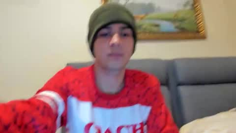 Independence model AbelAsburgo online show from October 4, 7:00 pm