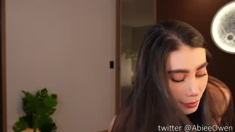 abie_owen online show from June 6, 12:49 am