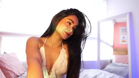 Abigail online show from March 4, 7:55 pm