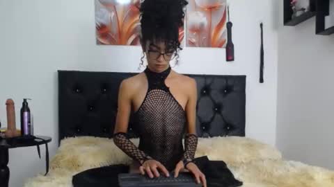 Snapshot of abigail_f00x chatting on January 30, 2:58 pm Abigail online show from January 30, 2:58 pm