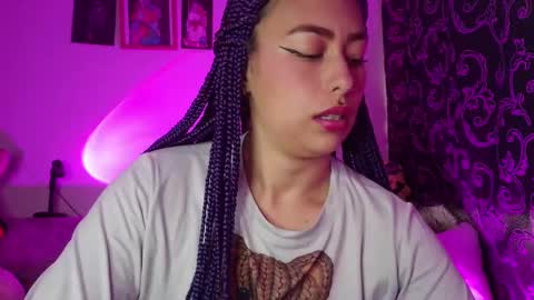Snapshot of abigail_hobbs2 chatting on February 18, 4:47 pm Aby online show from February 18, 4:47 pm