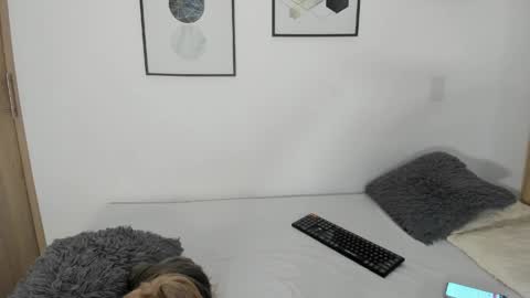 abigail online show from April 13, 10:19 am