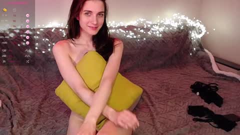 Abigail online show from December 20, 12:30 am
