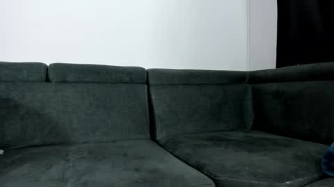 Abii  croiz online show from May 16, 6:54 am