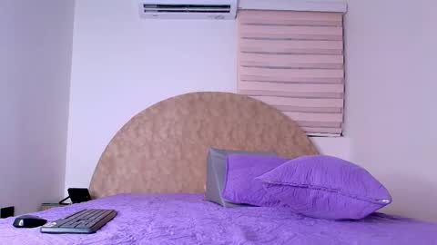 Abigail online show from November 26, 3:15 am