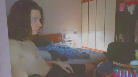 Snapshot of abobus123 chatting on January 3, 11:35 am hi cum in pvt noi extra tip online show from January 3, 11:35 am