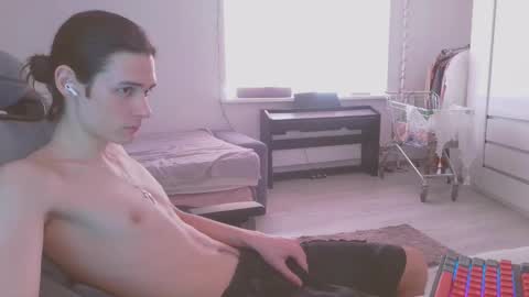 Snapshot of abobus123 chatting on March 8, 1:03 pm hi cum in pvt noi extra tip online show from March 8, 1:03 pm