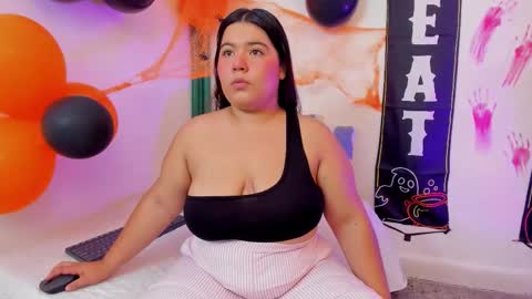 Abriil online show from October 29, 3:52 am