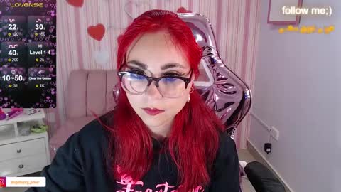 abril_ch_ online show from March 3, 10:49 am