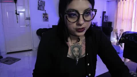 Alice online show from January 18, 6:43 pm