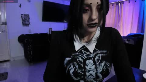 Alice online show from February 25, 3:53 pm