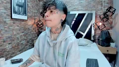 Acid Milo online show from December 16, 12:49 pm