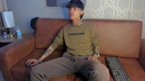 Acid Milo online show from December 10, 12:49 pm