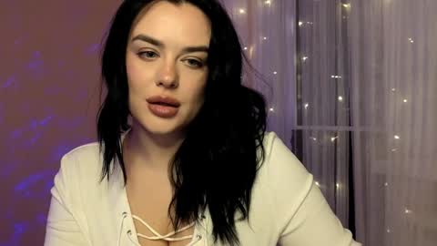 Snapshot of actavia_rose chatting on December 1, 6:10 pm my inst love inside 17 online show from December 1, 6:10 pm