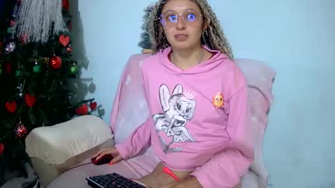 Ada naugthy28 online show from December 21, 12:50 am