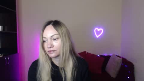 Adalina online show from December 19, 12:22 pm