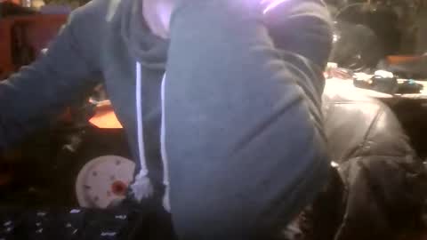 adam000985057 online show from November 29, 9:00 pm