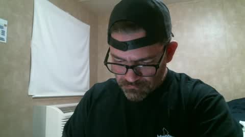 adam91720 online show from December 31, 2:14 pm