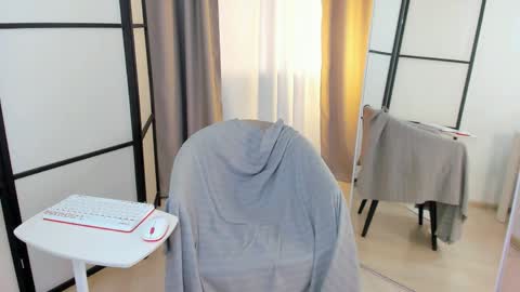 Adam online show from April 1, 1:41 pm