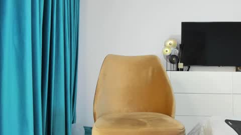 adam_esd_ online show from October 6, 7:59 am