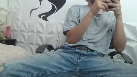 adam_evehotroom online show from February 6, 9:49 pm