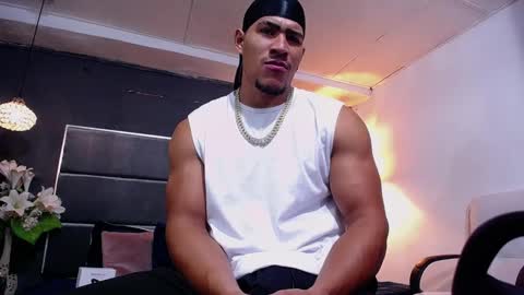 adam_fit19cm online show from October 28, 2:07 pm