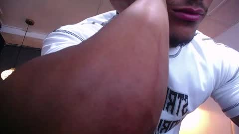 adam_fit19cm online show from March 28, 2:07 pm