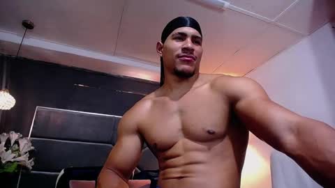 adam_fit19cm online show from November 27, 3:20 pm