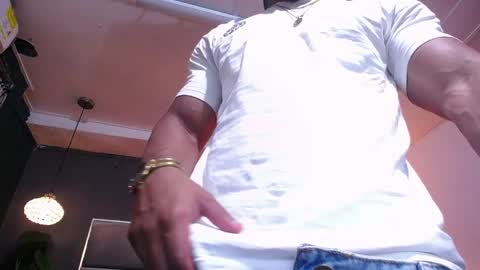 adam_fit19cm online show from April 9, 1:50 pm