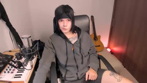  Adam online show from October 17, 1:31 am