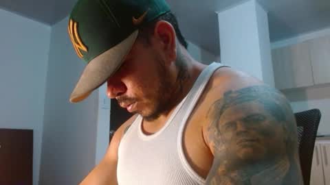 adam shilder7 online show from February 26, 1:09 am