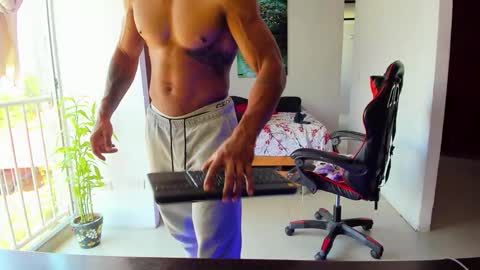 Adam Valencia online show from October 7, 4:25 pm