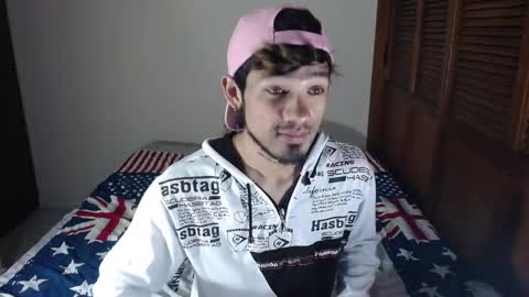 Snapshot of adam_x256 chatting on January 19, 12:17 am instagram  adam x256 online show from January 19, 12:17 am