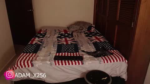 Snapshot of adam_x256 chatting on January 10, 8:48 pm instagram  adam x256 online show from January 10, 8:48 pm