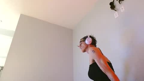 TaylorSexbot online show from March 14, 4:11 pm