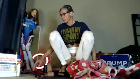 TaylorSexbot online show from February 1, 7:15 am