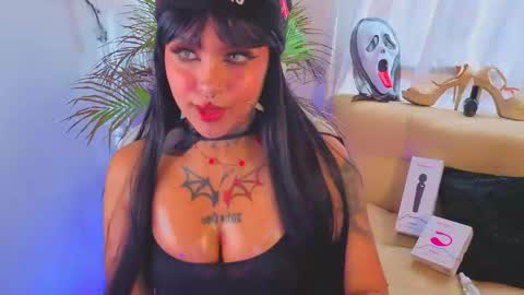 adamsniki online show from October 20, 12:43 pm