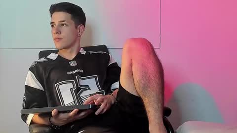 adan online show from January 13, 10:56 pm