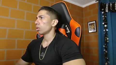 Adan Sin online show from February 21, 2:27 pm