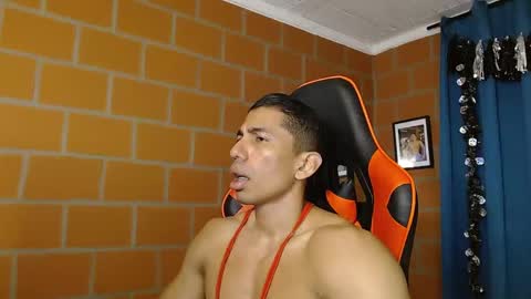 Adan Sin online show from February 26, 2:16 pm