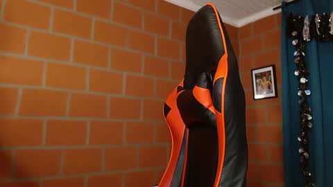 Adan Sin online show from February 20, 2:24 pm