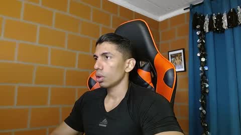Adan Sin online show from February 7, 2:47 pm