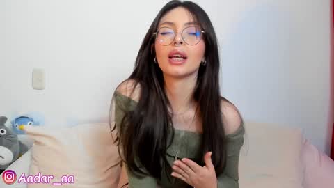 Snapshot of adara_aa chatting on January 11, 8:11 am adara_aa online show from January 11, 8:11 am