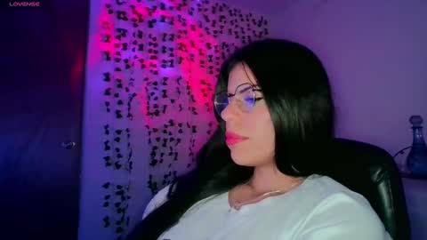 Adara online show from October 31, 2:45 am