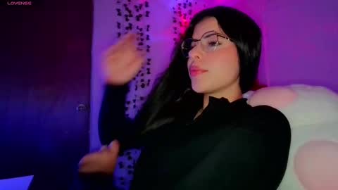 Adara online show from October 20, 6:35 pm