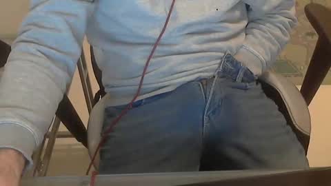 addicboyfun01 online show from December 6, 11:19 pm