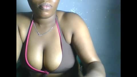 addictivebaby_ online show from October 7, 1:01 am